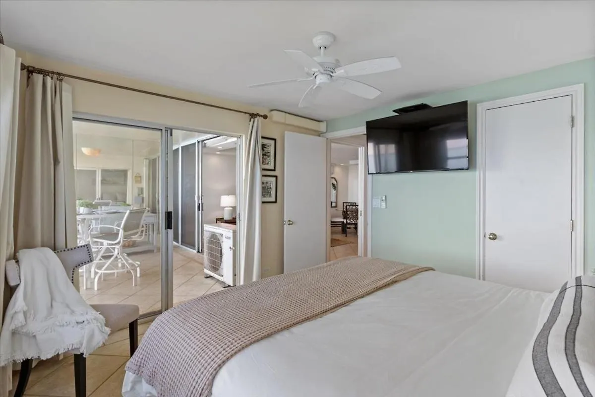 Royal Mauian 512 *