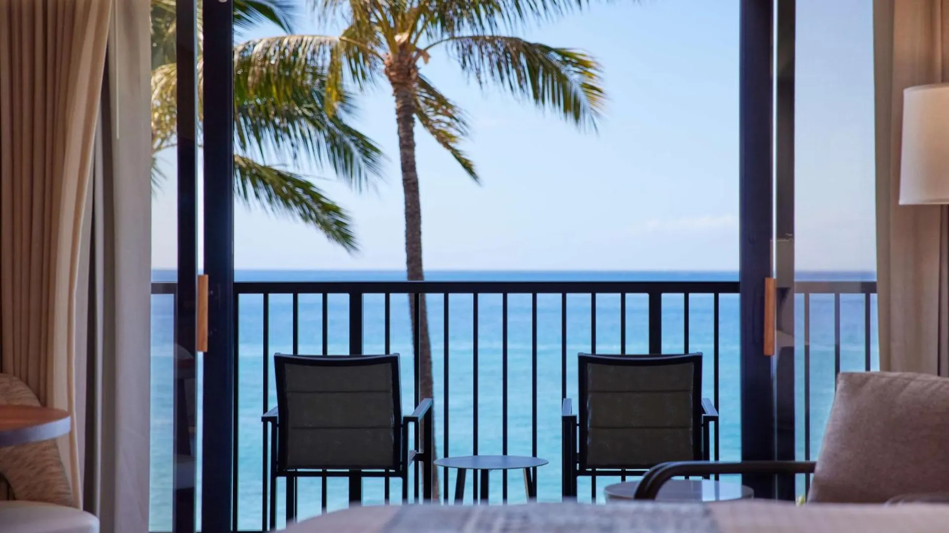 Resort Outrigger Kaʻanapali Beach 3*