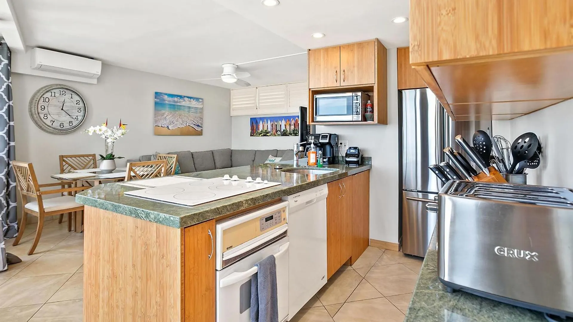 Kamaole Nalu 305, Breathtaking Ocean Views, Ac