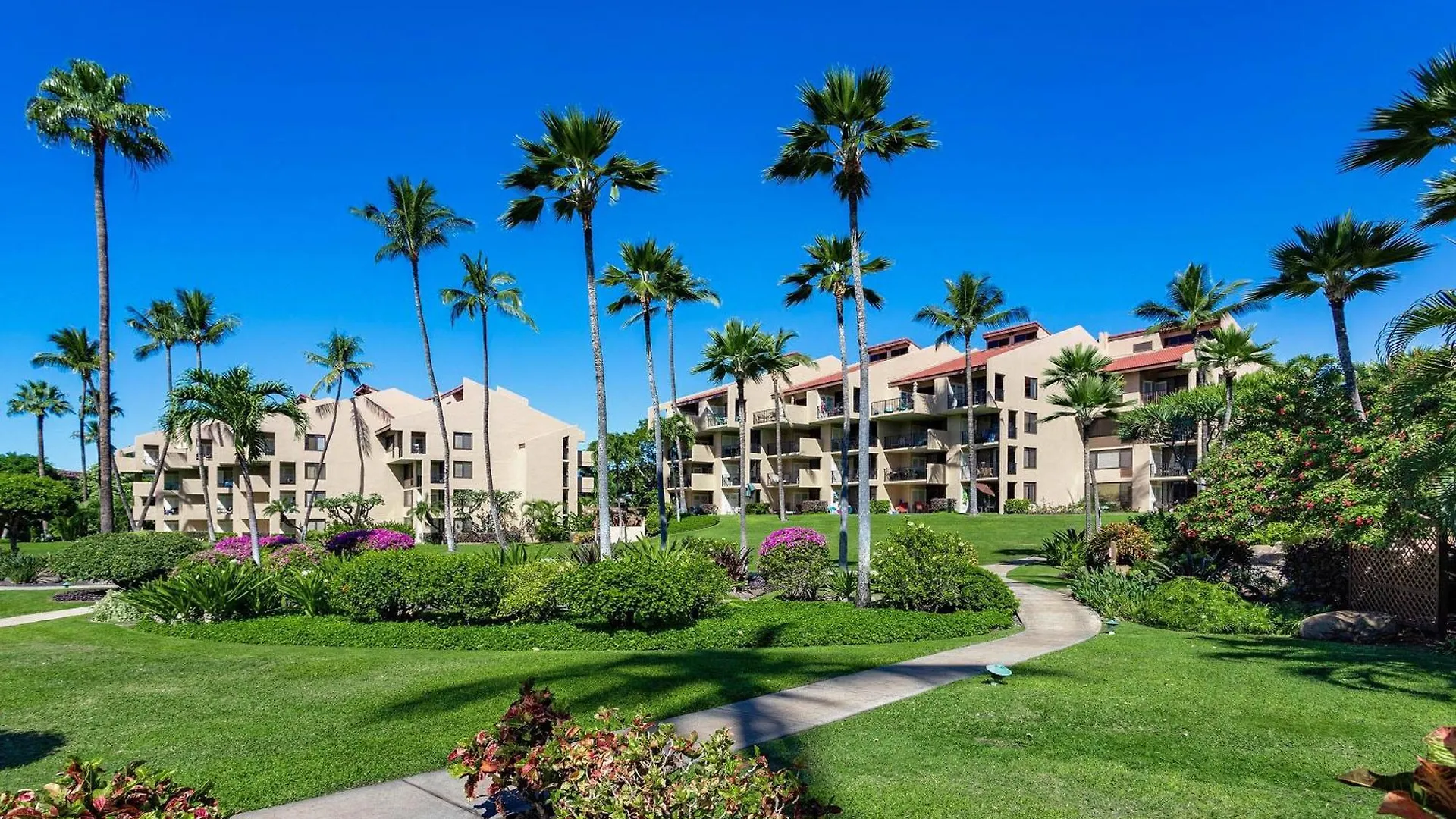 Kamaole Sands 9-301 - Luxury Renovation, Split Ac