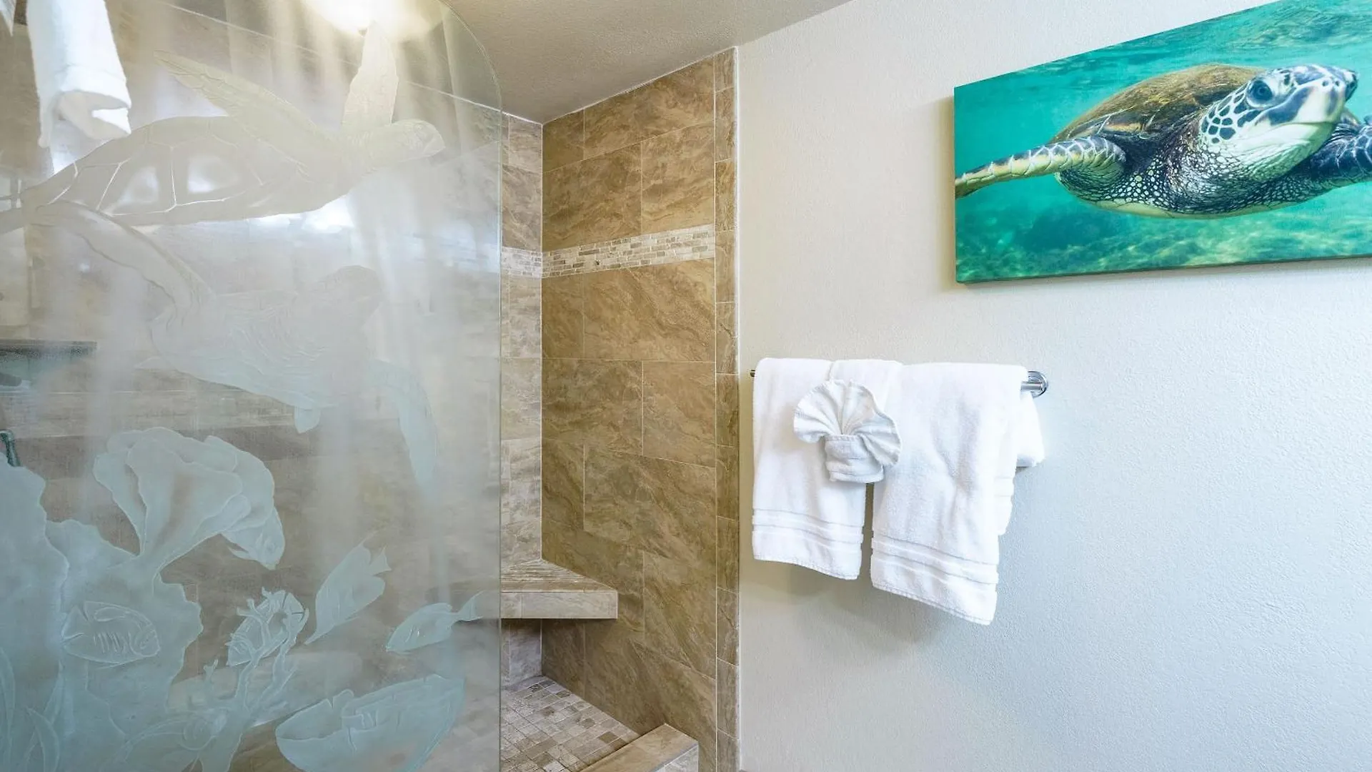 Kamaole Sands 2-406, Ocean Views, Split Ac, 2 Bdrm *
