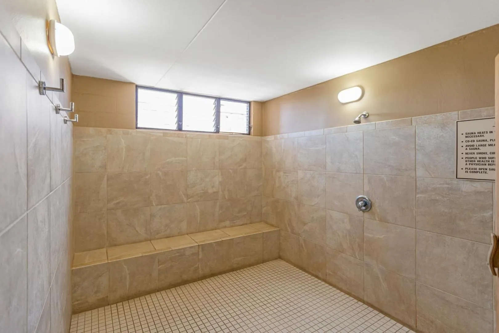 Apartment Charming Loft 2br With Free Parking & Near Beach! Kihei