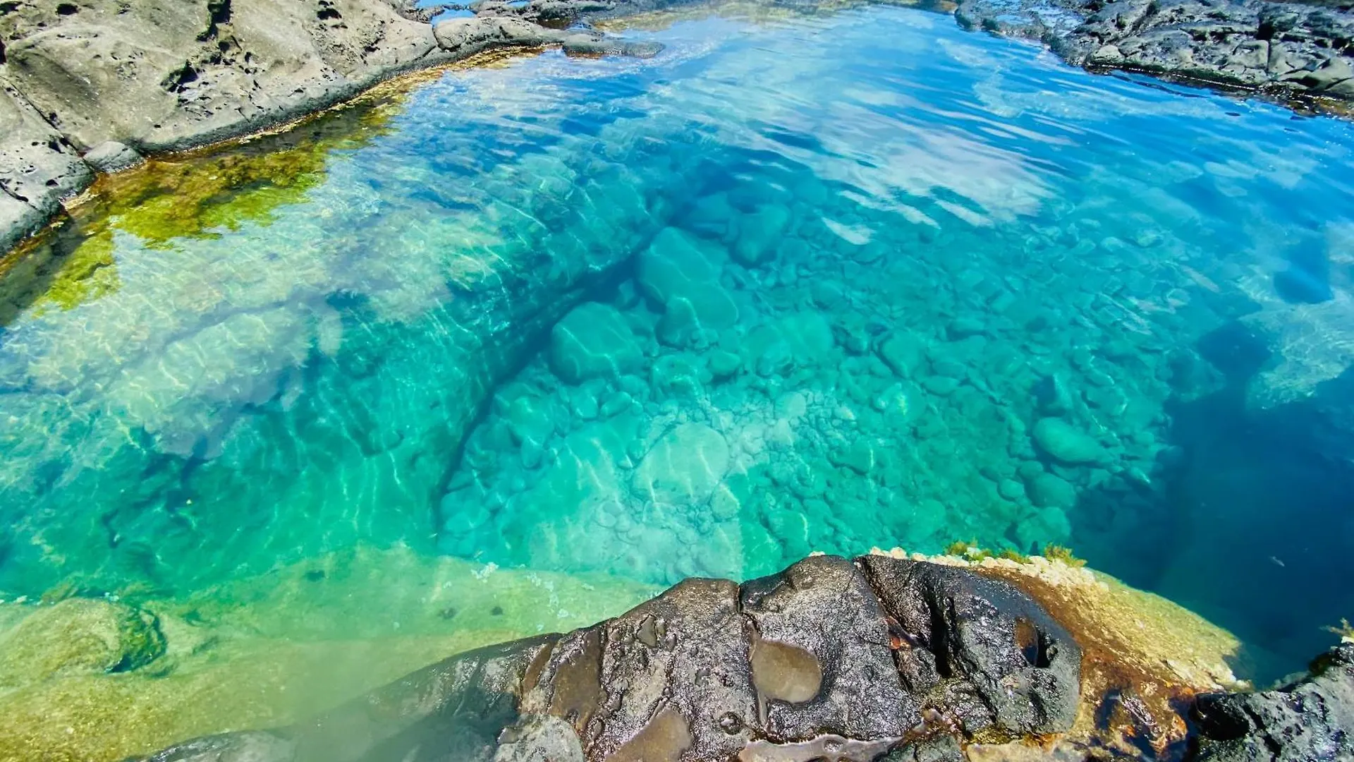 Embark On A Journey Through Maui With Aloha Glamp's Jeep And Rooftop Tent Allows To Discover Diverse Campgrounds, Unveiling The Island's Beauty From Unique Perspectives Each Day * Haiku