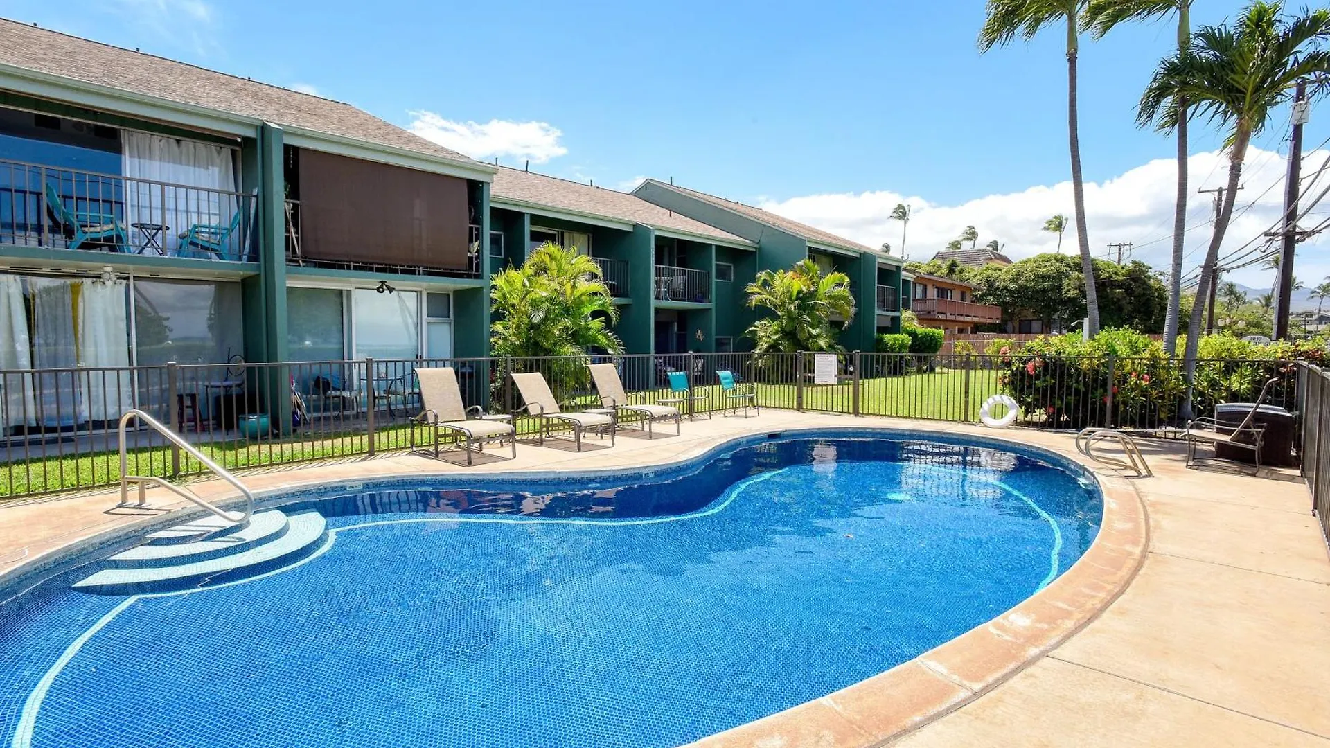 Apartment Park Shores 13