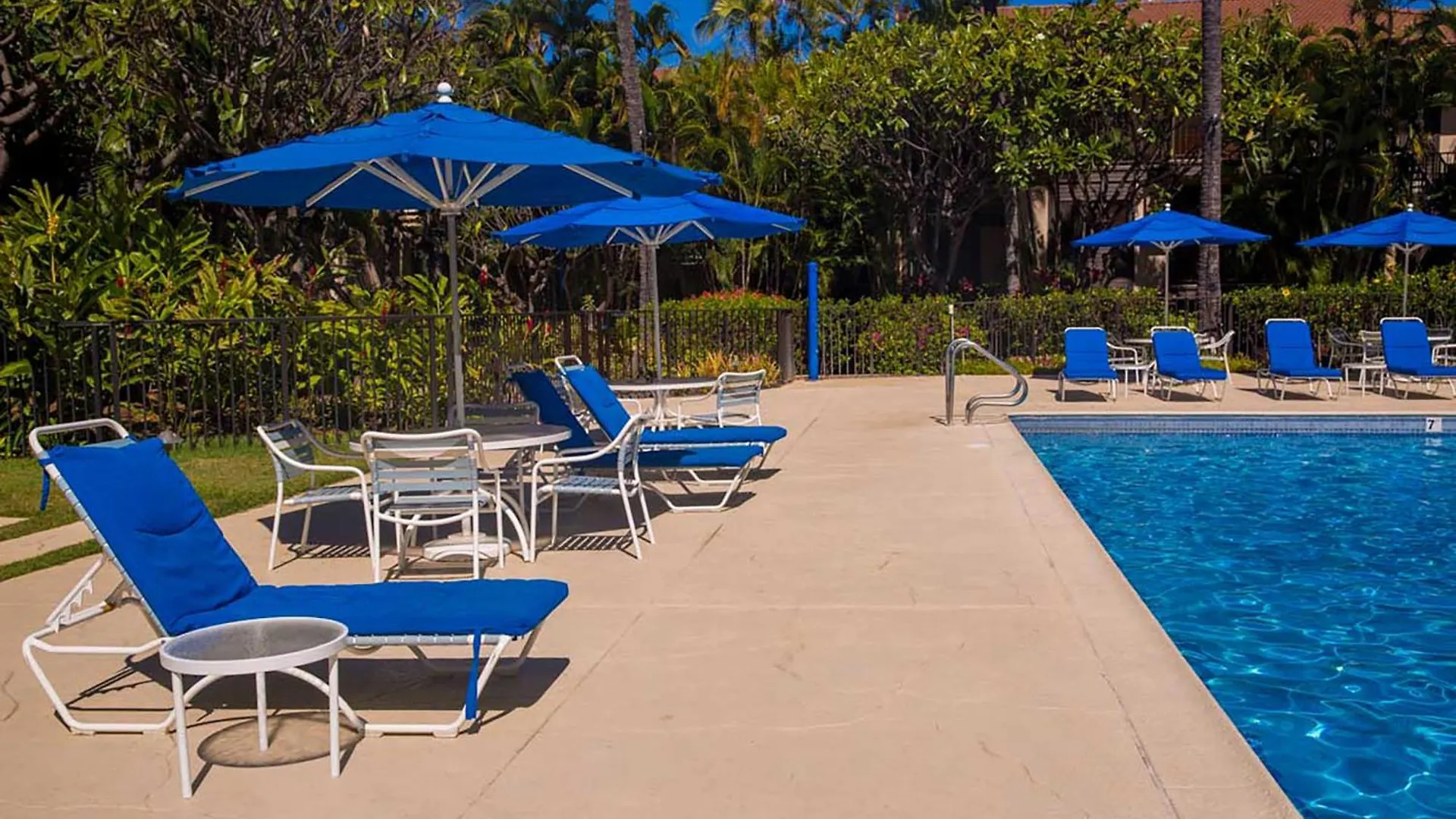 Makena Surf- Coraltree Collection Aparthotel 4*