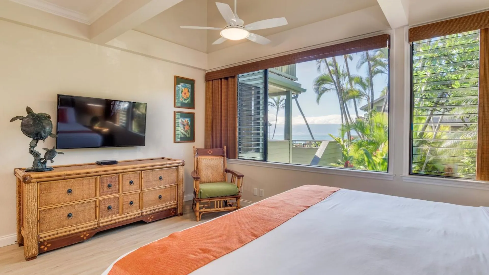 Outrigger 1a2 Kahana