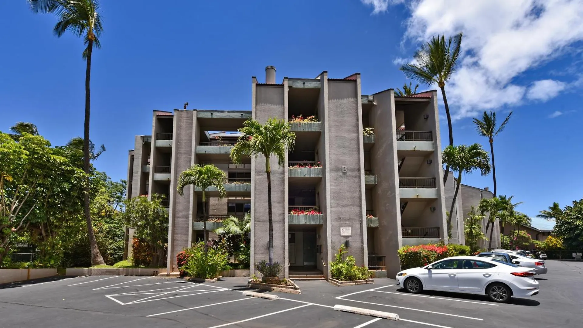 Hale Mahina #b102 Kahana
