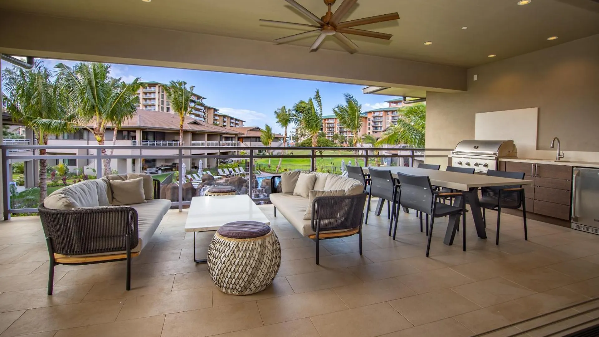 Outrigger Honua Kai And