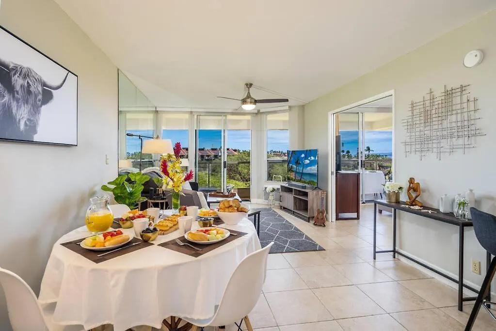 Ocean View Penthouse: Steps To Beach, Fast Wi-fi Apartment *