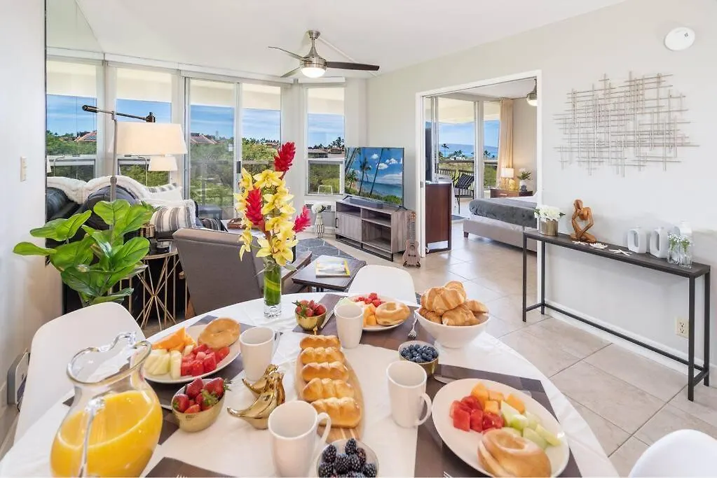 Ocean View Penthouse: Steps To Beach, Fast Wi-fi Apartment