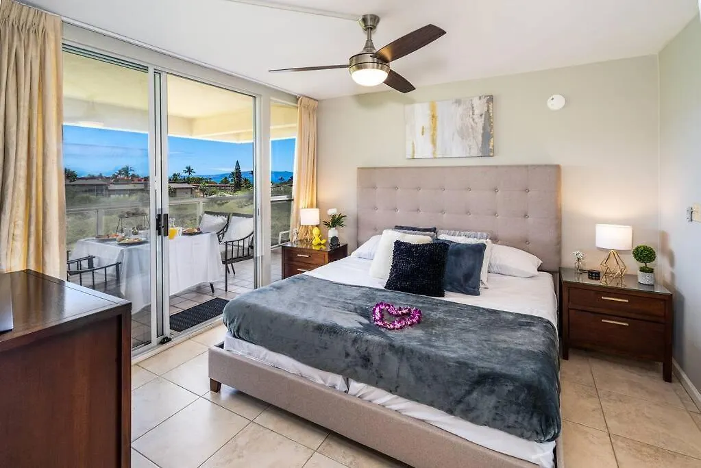 Apartment Ocean View Penthouse: Steps To Beach, Fast Wi-fi *
