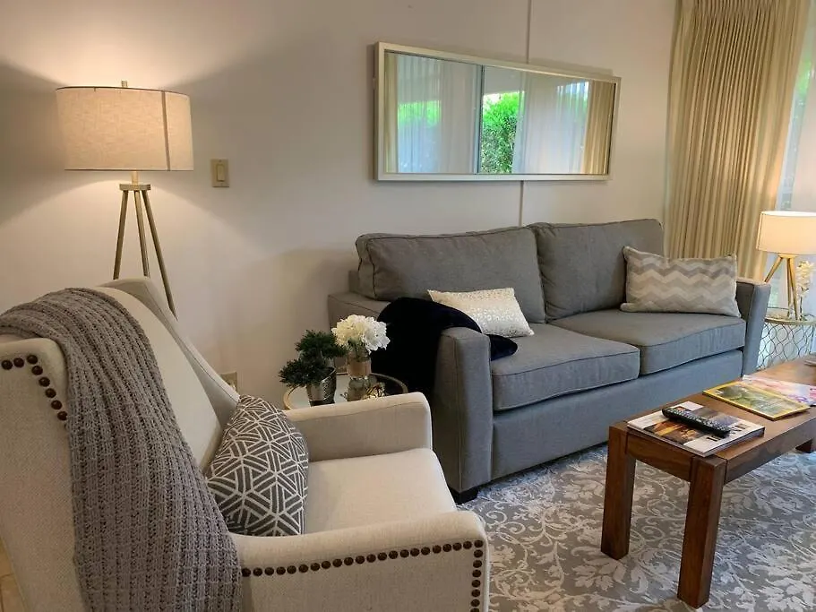 Apartment Luxury Suite, Pool, Walk To *