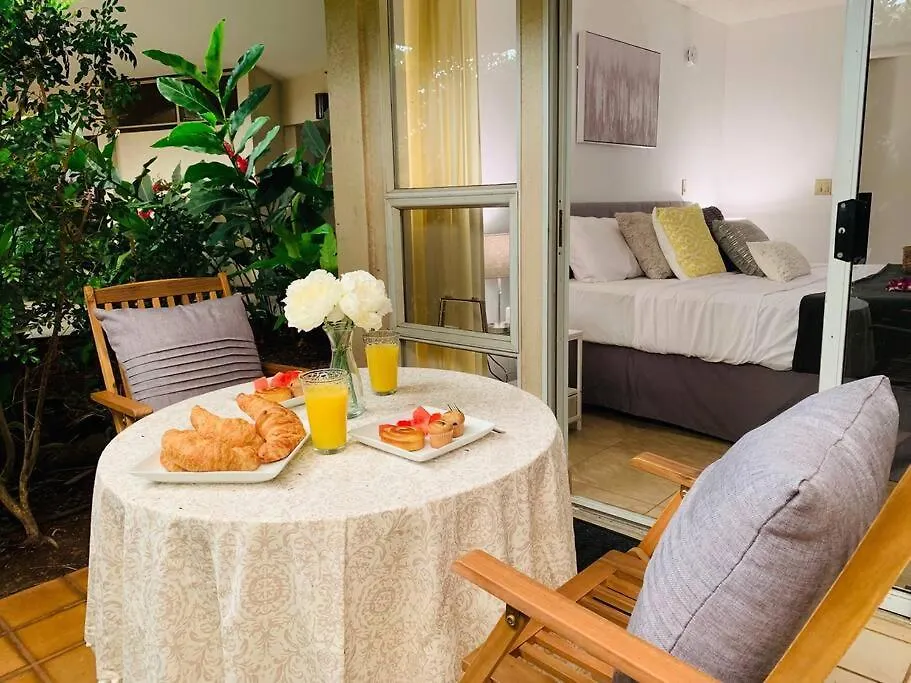 Apartment Luxury Suite, Pool, Walk To *