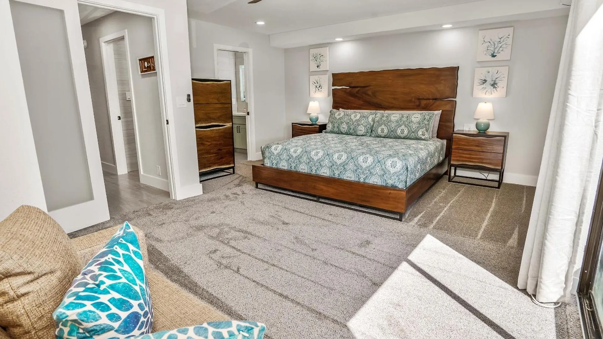 Upscale & Luxurious Oceanview Vistas *