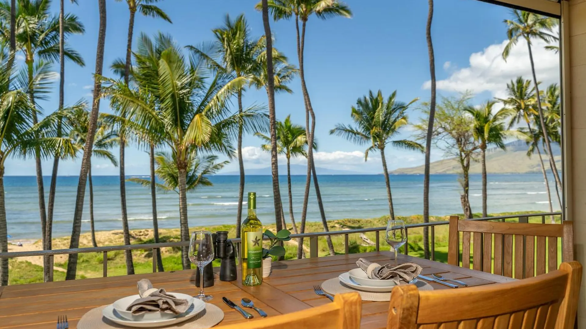 Holiday home Fully Remodeled Ocean Front Comfort Hkok316 *