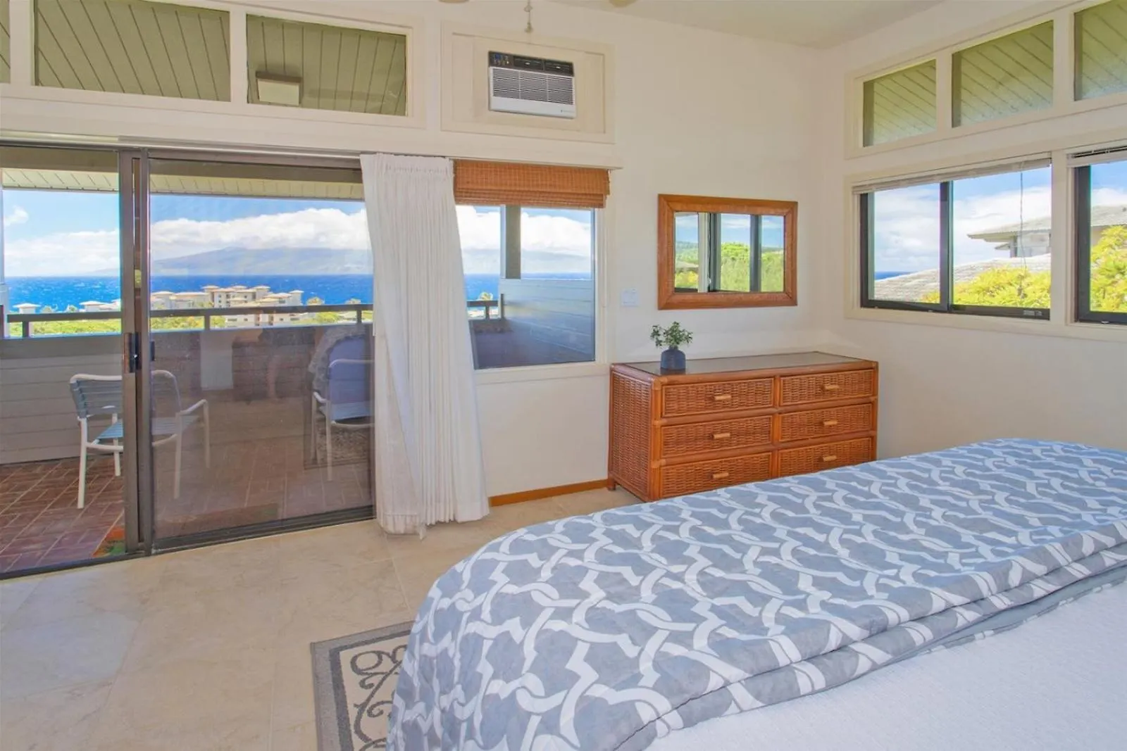2723-24 Kapalua Ridge Apartment *