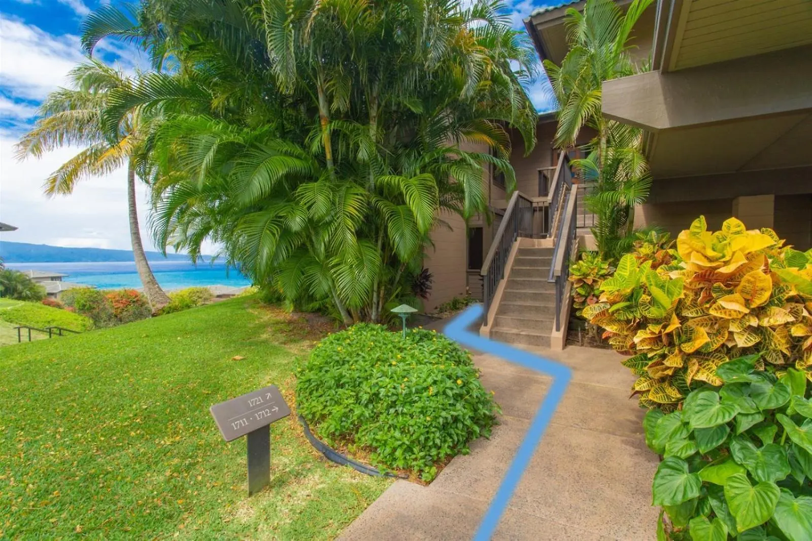 Apartment 1712 Kapalua Kahana