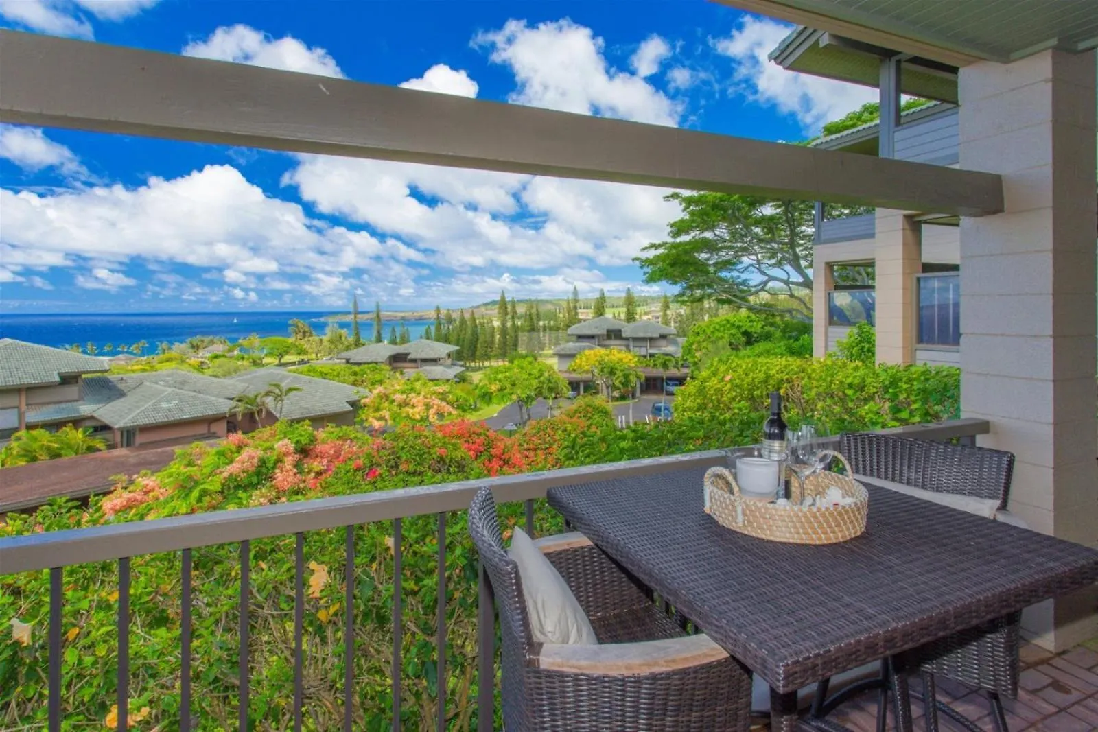 Apartment 1712 Kapalua Kahana