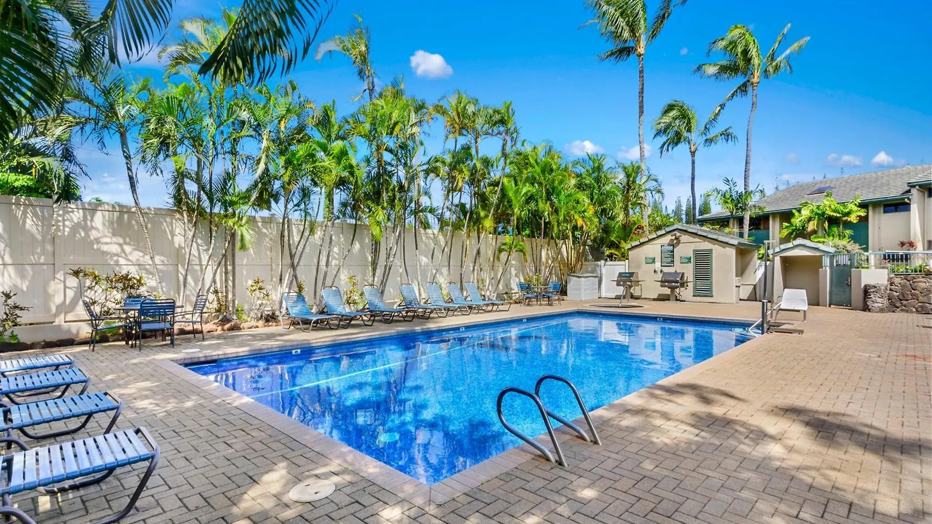 Aparthotel Gardens At West Maui 3*