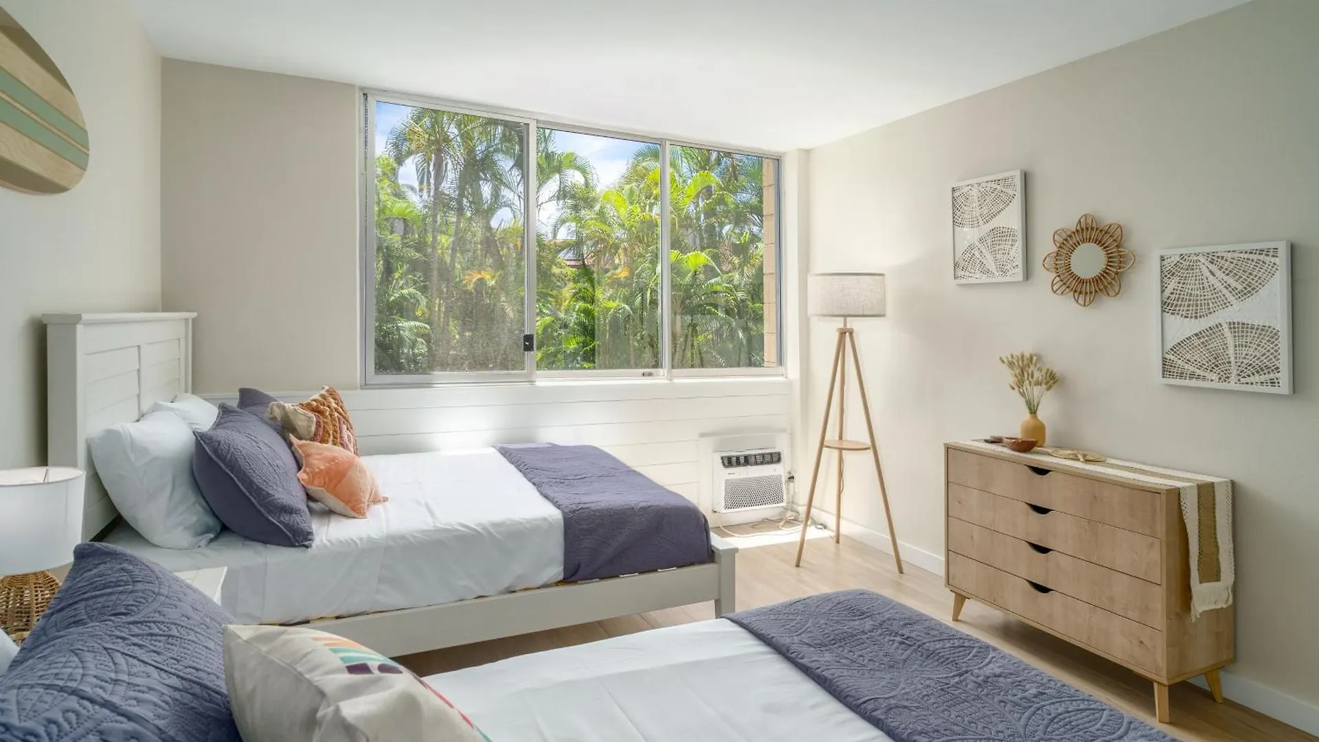 Apartment B-204 Haleakala Shores