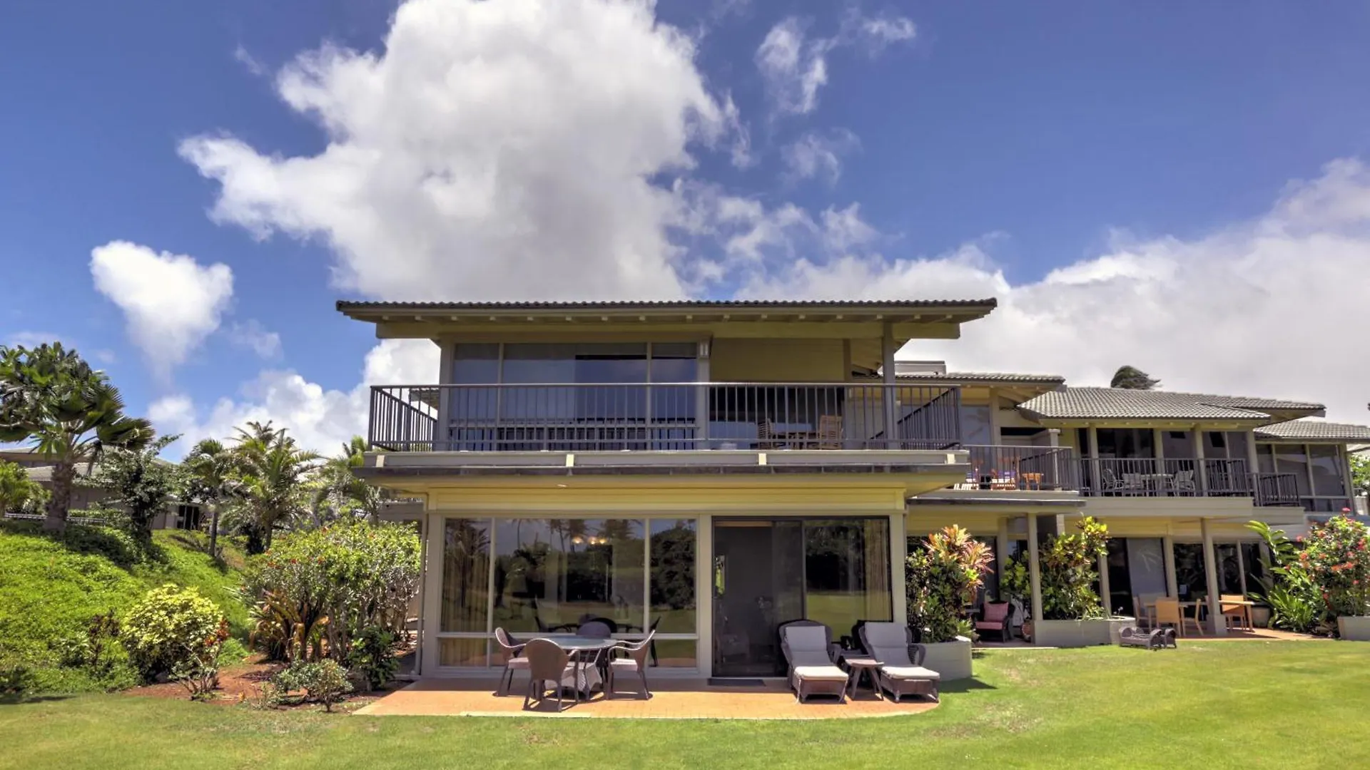 Island Paradise W/ Ac- Kbv37g4- Sullivan