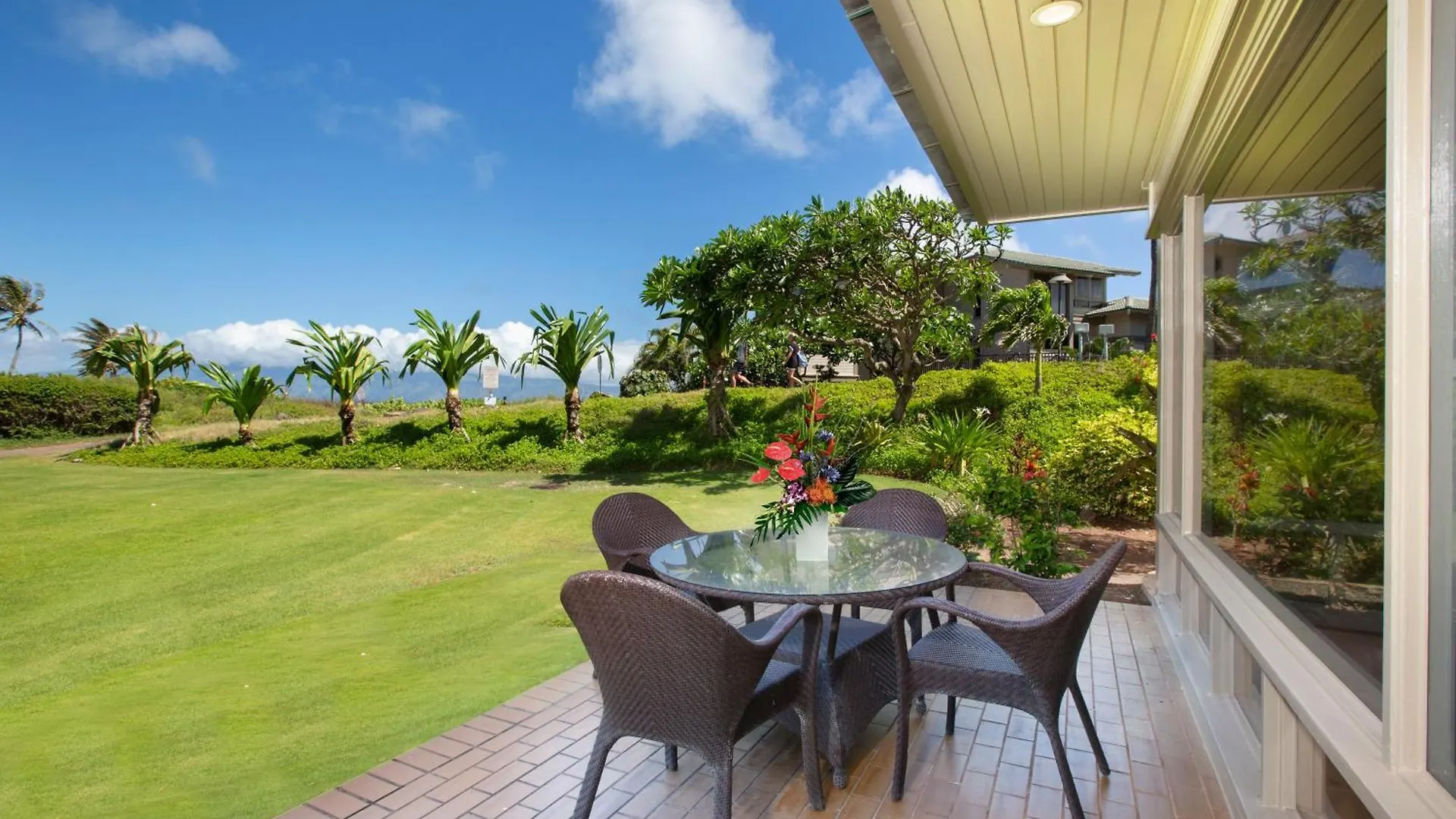 Island Paradise W/ Ac- Kbv37g4- Sullivan
