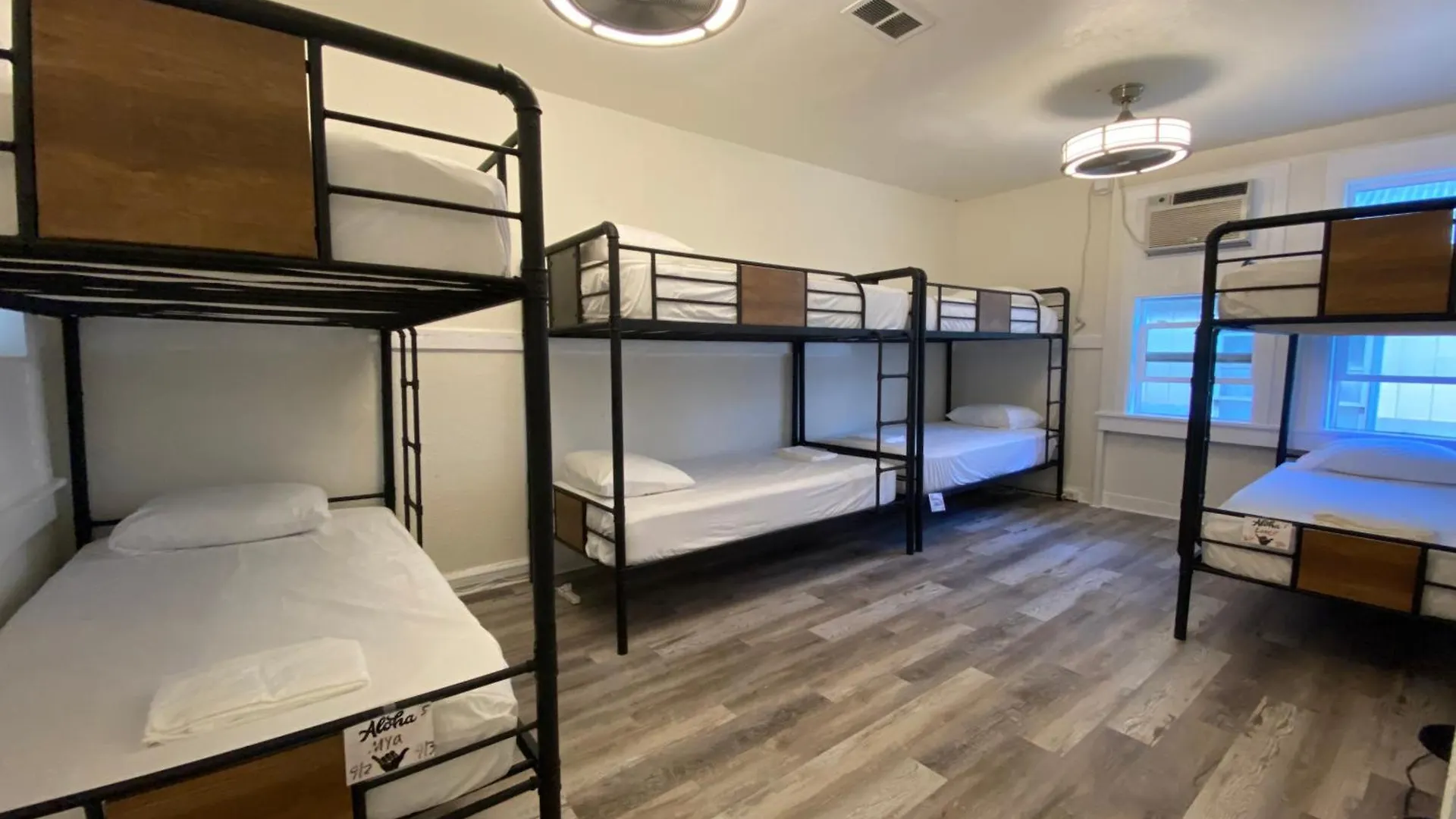 Howzit Hostel