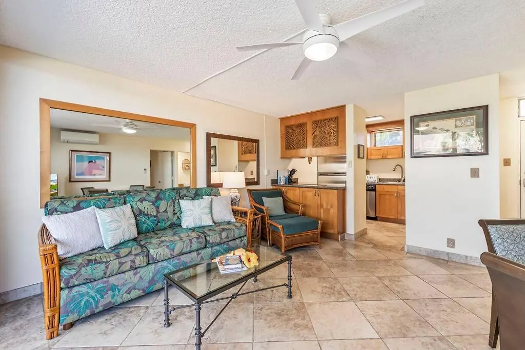 Nani Kai Hale 208- Beachfront 1 Bedroom 2 Bathroom Condo, Oceanview Kihei