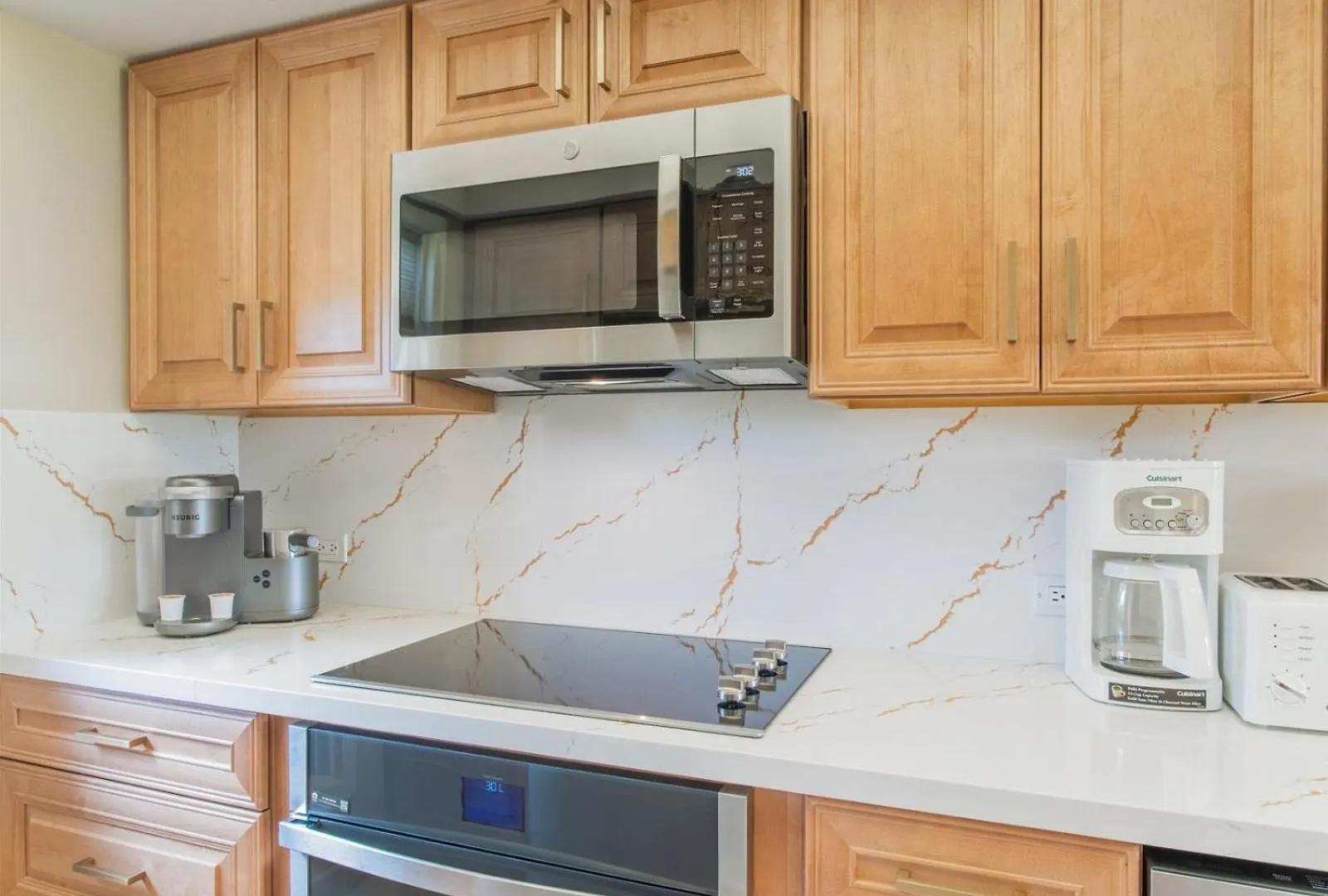 2511 Ridge Apartment