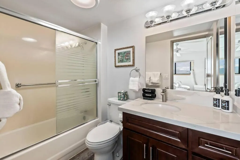 Apartment 501- Remodeled 2 Bedroom Oceanfront Gem On 6 Mile Kihei