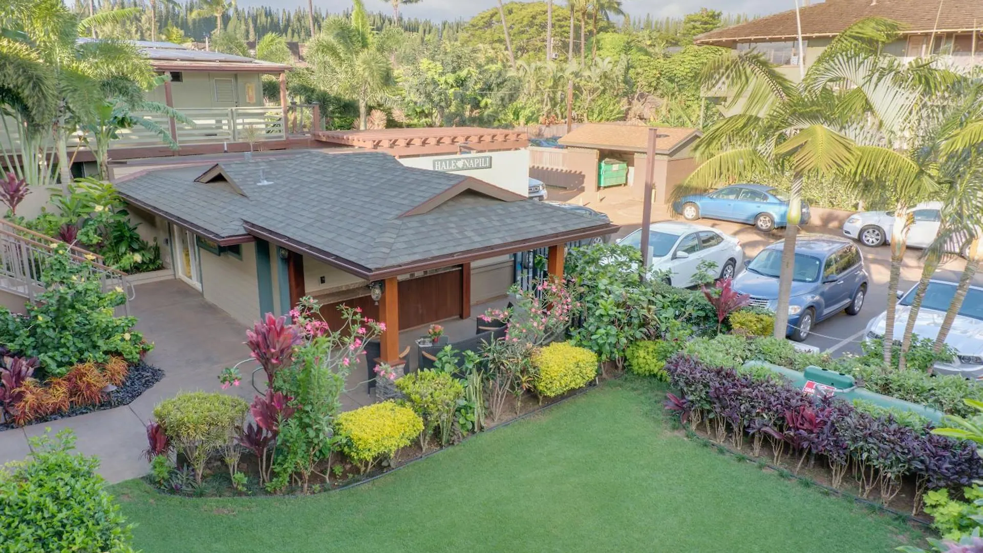 Aparthotel Hale Napili 4*