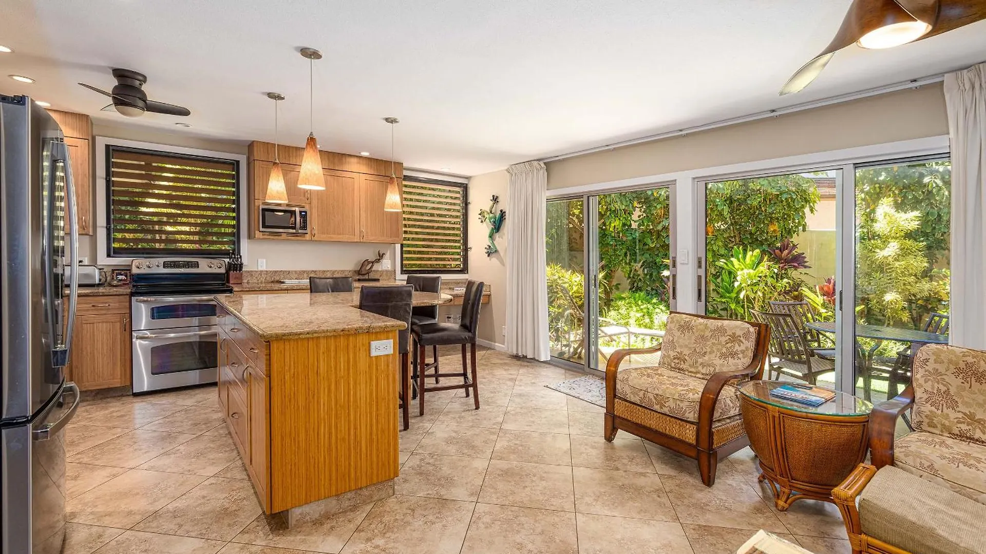 Hale Hui Kai 106 - Newly Renovated, Split Ac