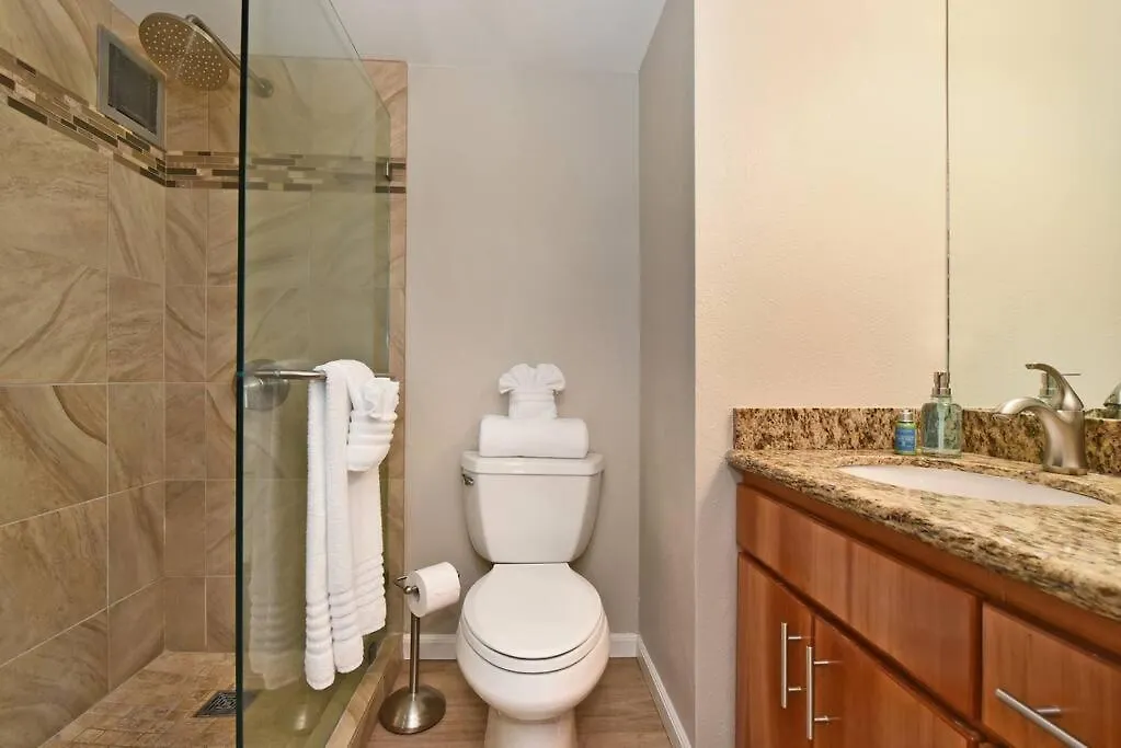 Renovated 8th Floor At The Mahana!! Apartment *