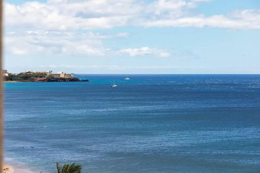 Apartment Renovated 8th Floor At The Mahana!!