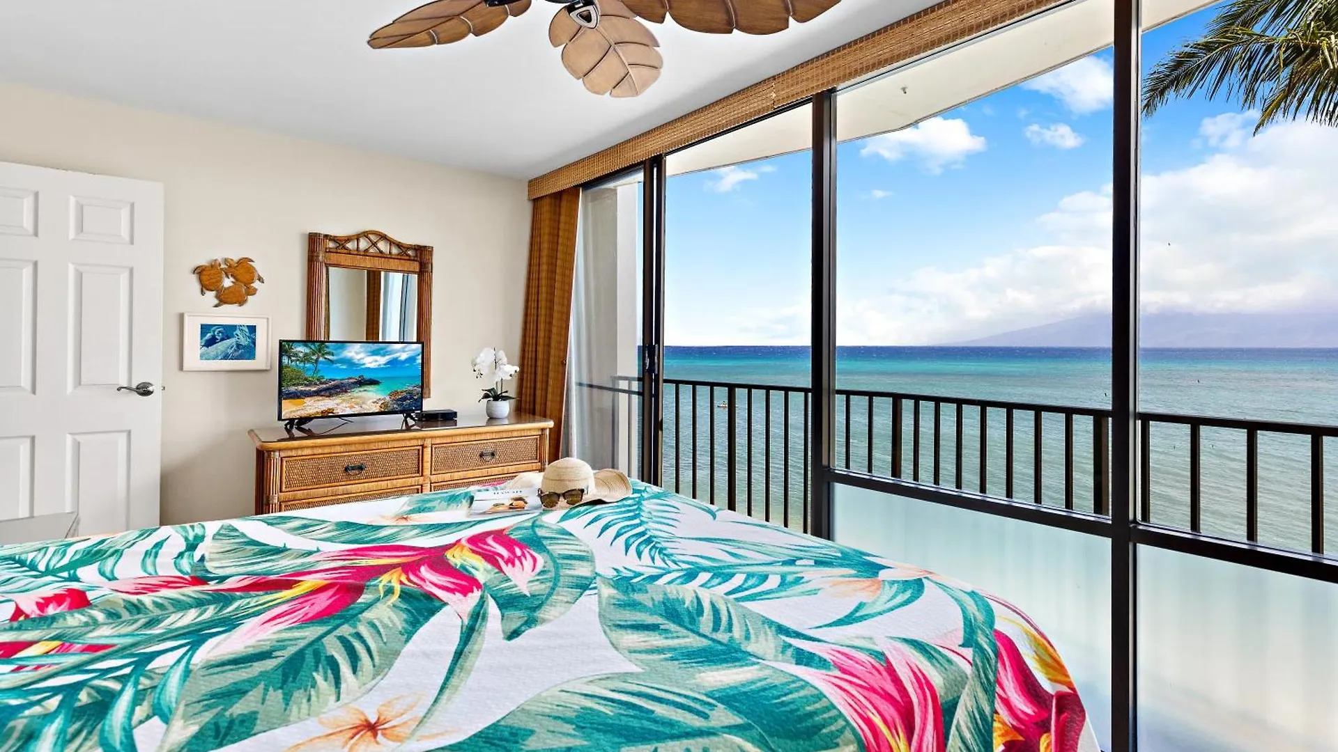 Holiday home Direct Oceanfront One Bedroom Vi310 - Sullivan *