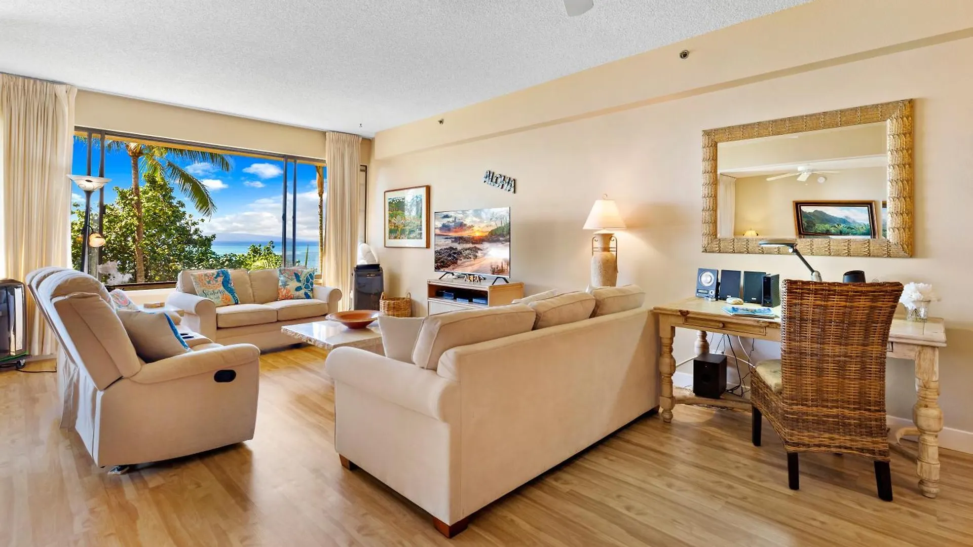 Oceanfront Island Oasis - Sk317 - Sullivan Kahana