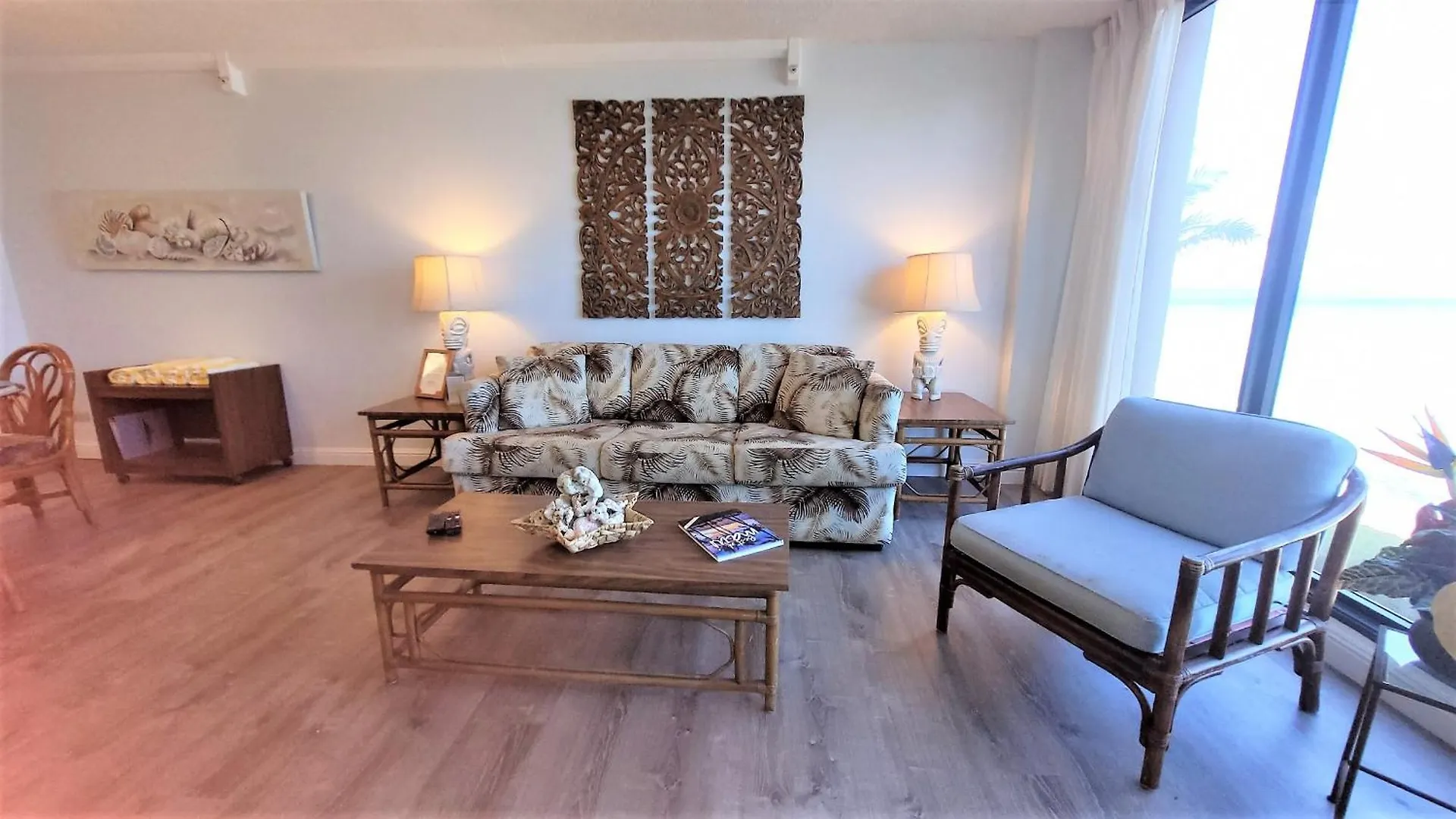 Oceanfront Views & Remodeled! - Mk306