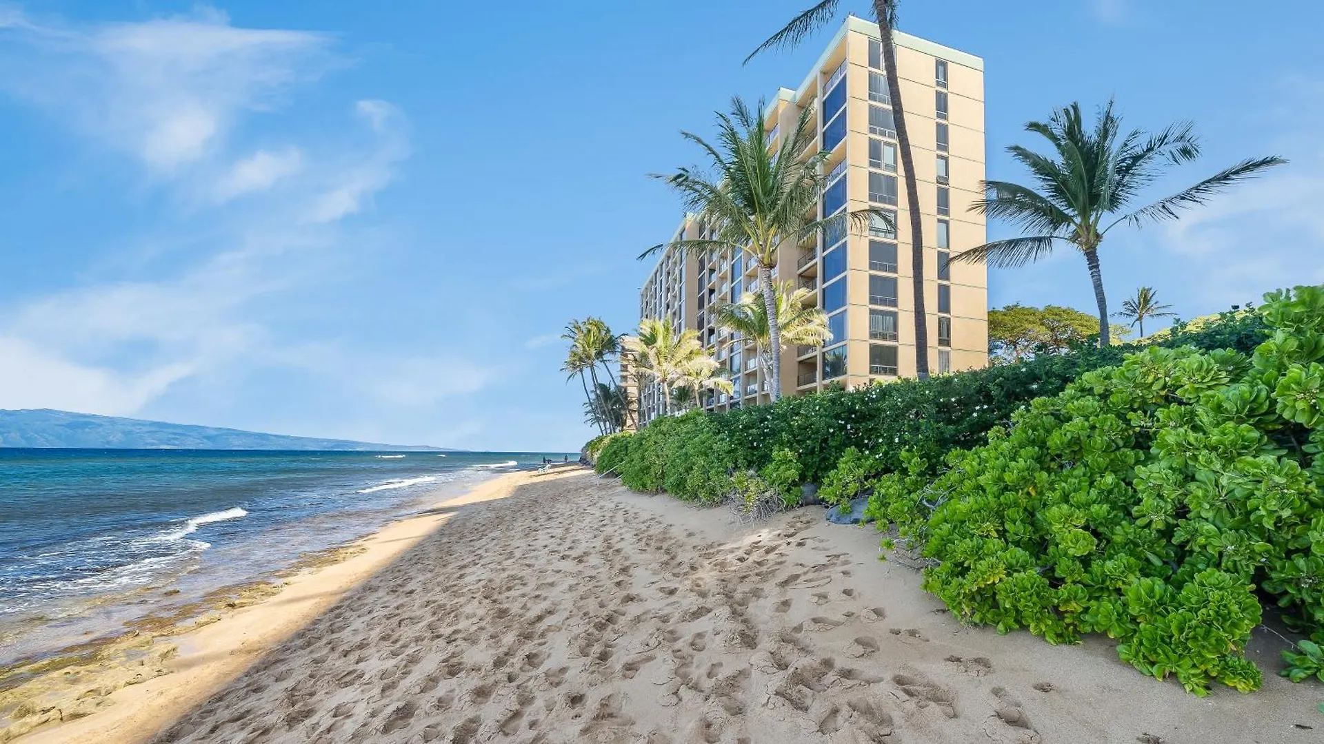 Oceanfront Views & Remodeled! - Mk306