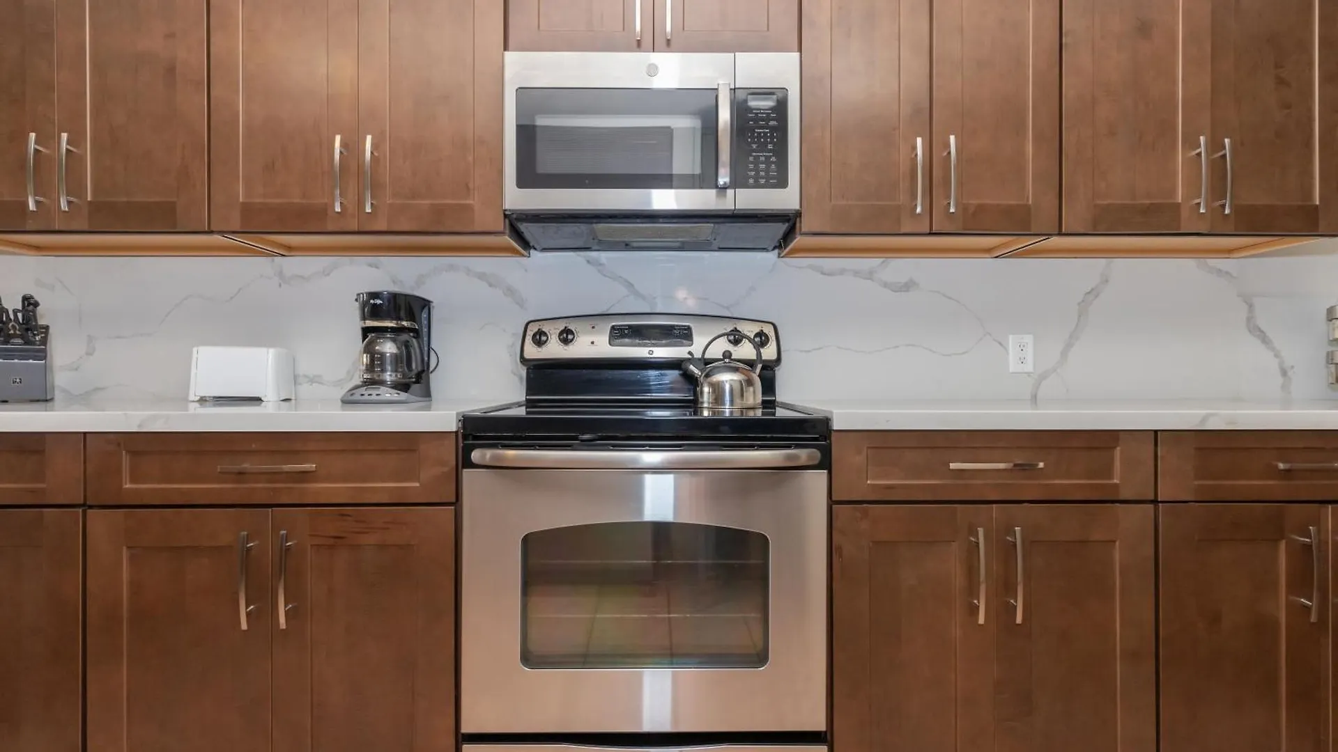 Holiday home Oceanview, Corner Renovated Unit W Ac! Sk366