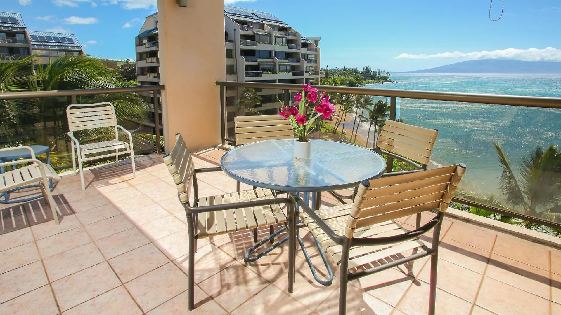 Oceanview, Corner Renovated Unit W Ac! Sk366 Kahana