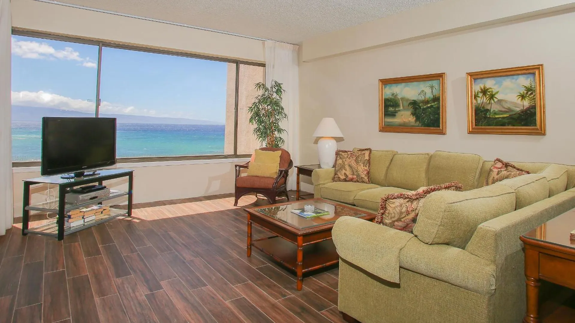 Holiday home Oceanview, Corner Renovated Unit W Ac! Sk366