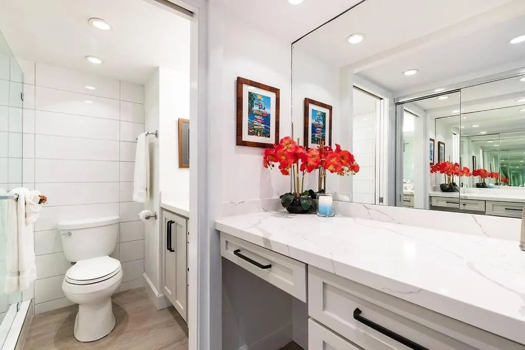 Apartment Ocean Views On Maui! Perfect For Honeymooners!! *