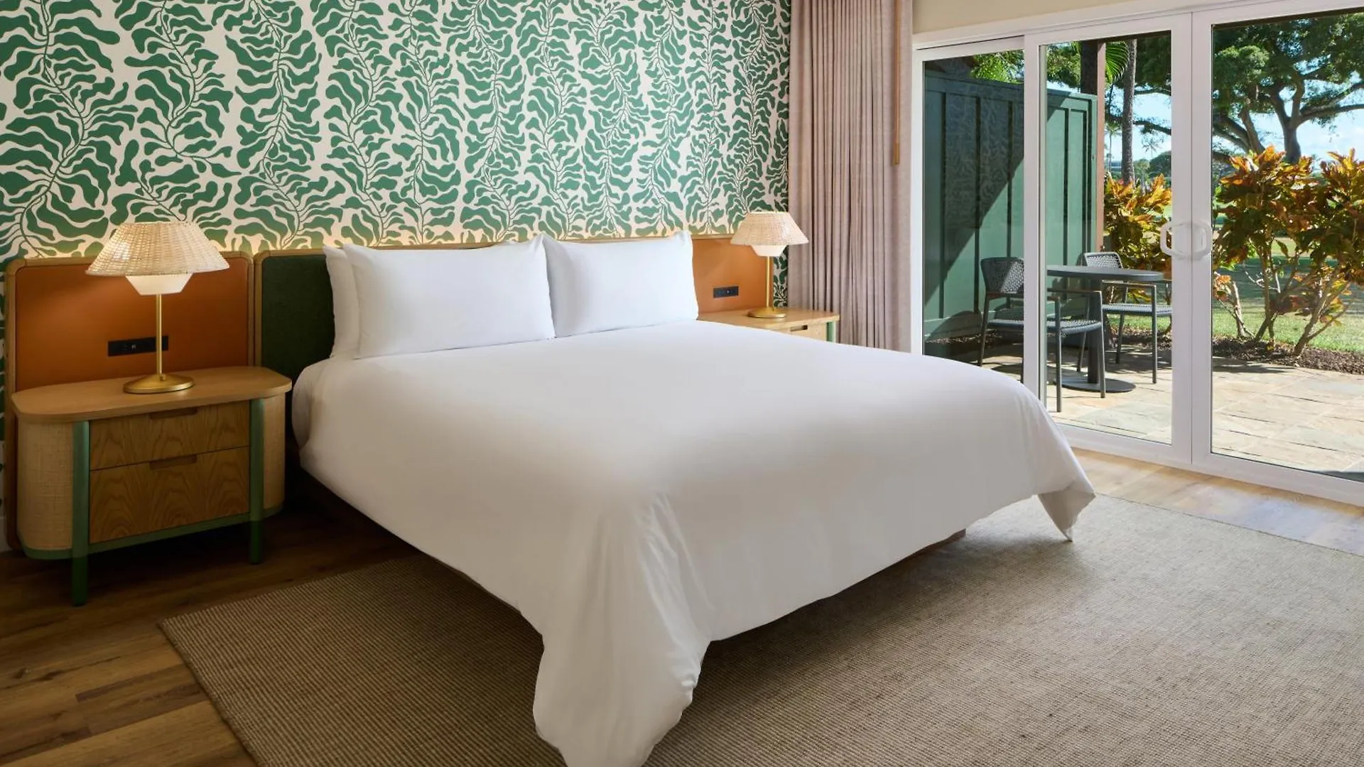 Royal & 4* Lahaina