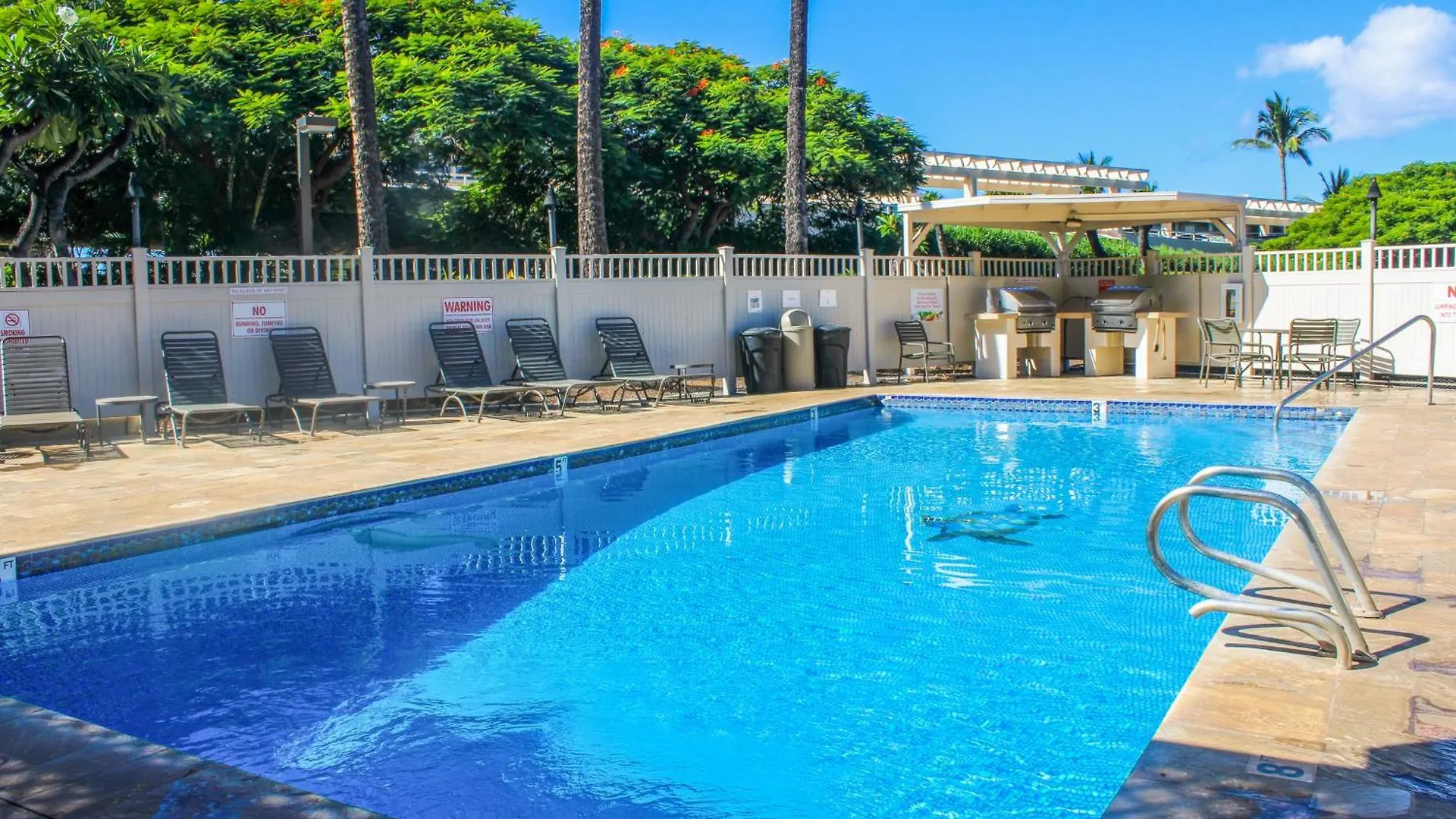 Aparthotel Kihei Akahi 3*