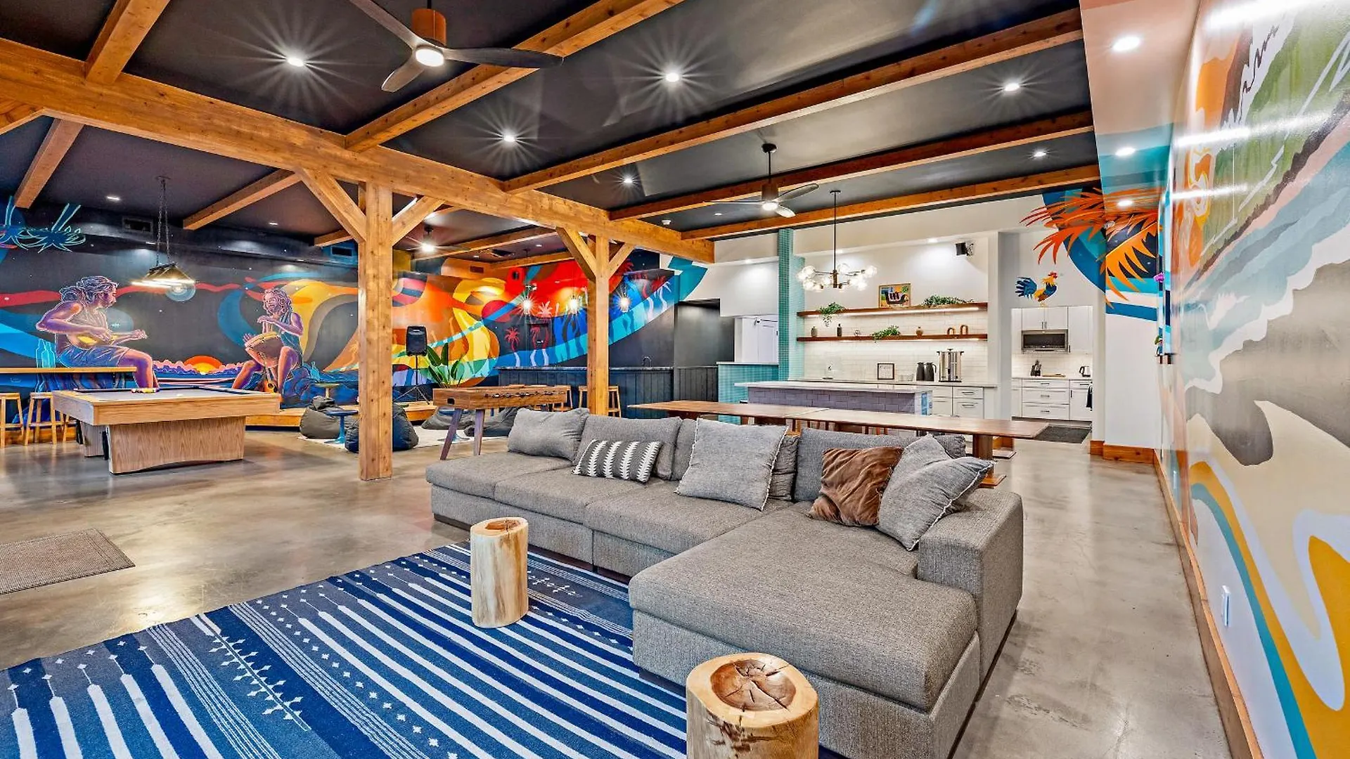 Howzit Hostel Wailuku