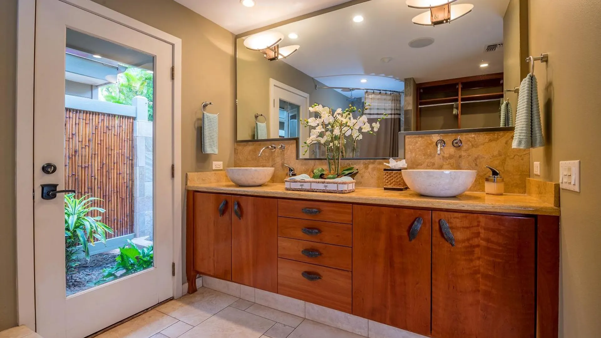 Kaanapali Amazing Deals!gorgeous Remodel-4b,4ba Pool,ac,bbq, Outdr Shw-view