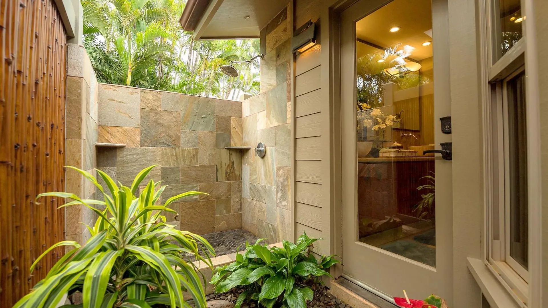 Holiday home Kaanapali Amazing Deals!gorgeous Remodel-4b,4ba Pool,ac,bbq, Outdr Shw-view Lahaina