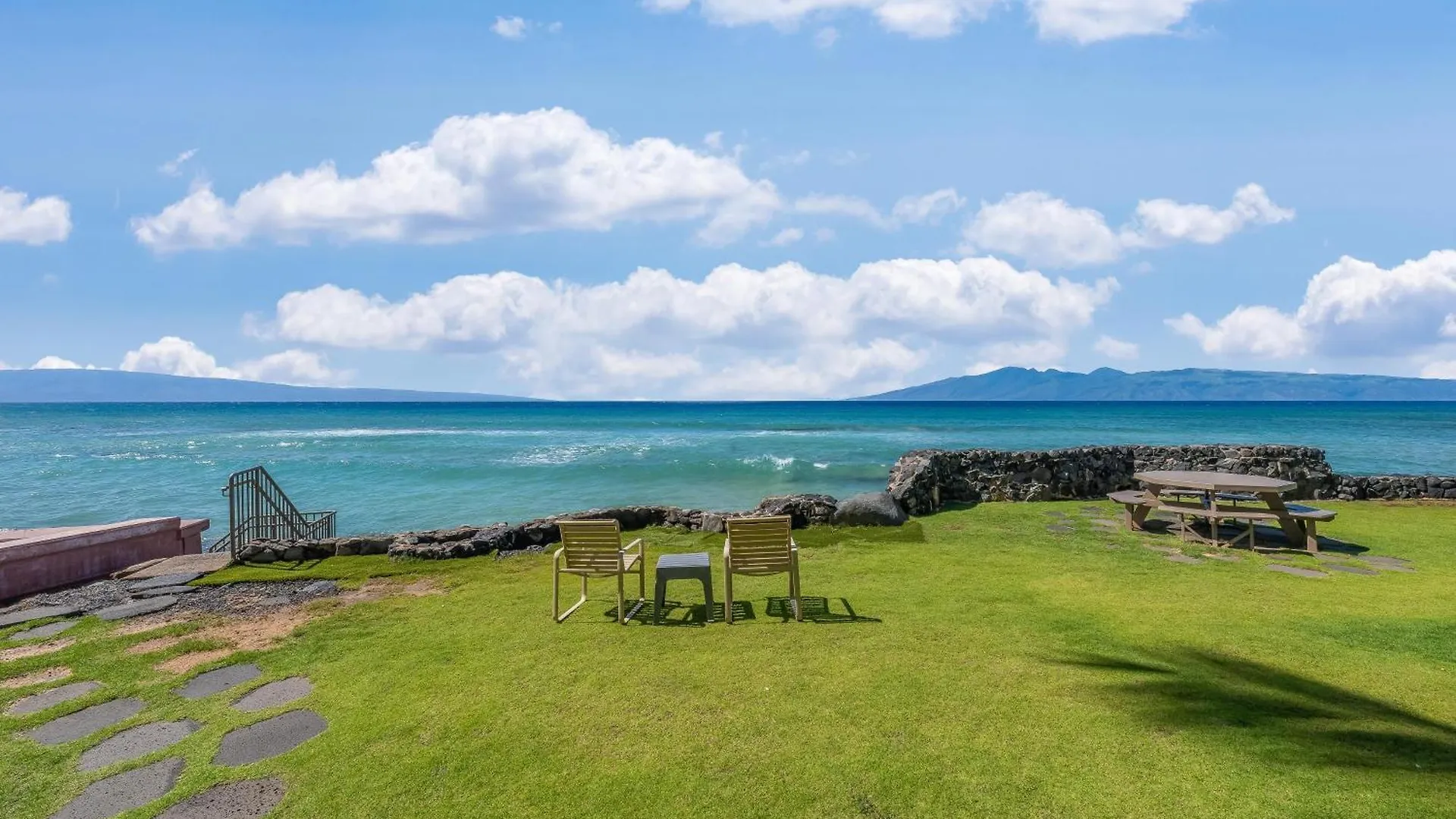 .kaleialoha 208 * Lāhainā