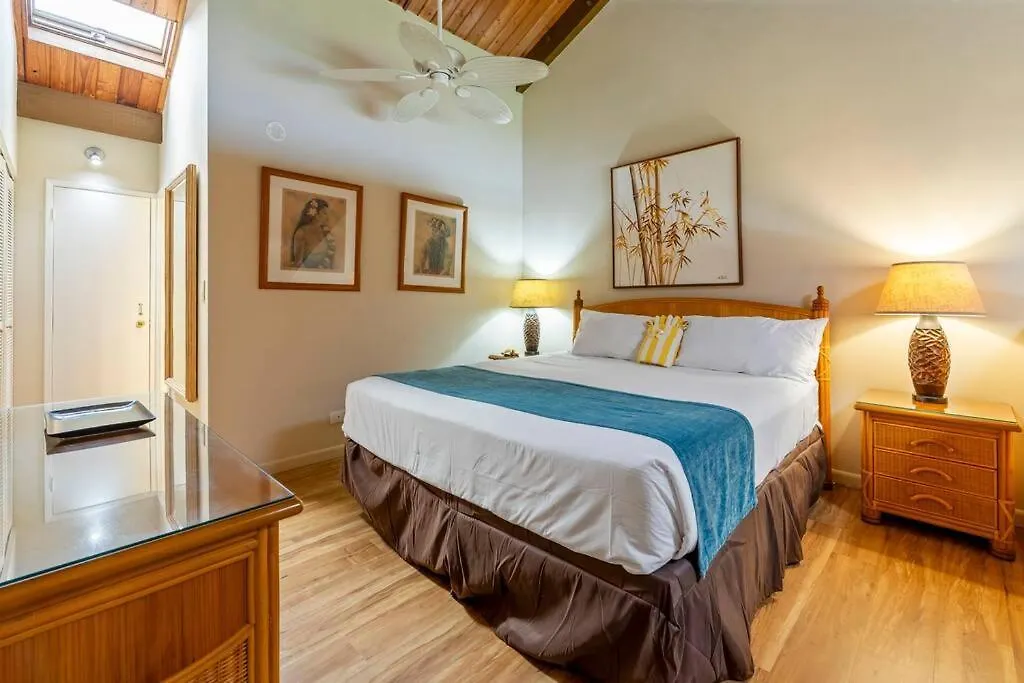 Apartment Hale Mahina B403- Beautiful 2 Bedroom Oceanfront Condo, Private Beach, Farmers Market, And Kahana