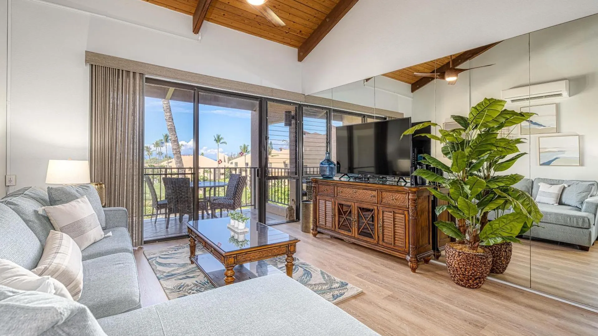 Kamaole Sands 5-404 Holiday home
